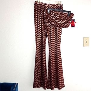 Just polly sz L 2pc bellbottom high waist seqin cropped top set.